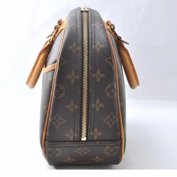 Louis Vuitton Trouville Monogram Tote - Picture 5 of 14
